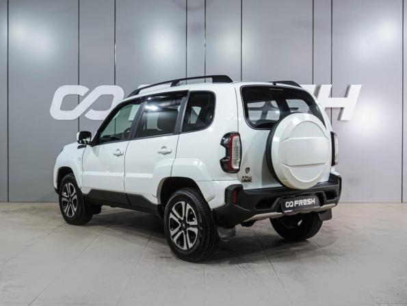 Lada (ВАЗ) Niva Travel I с пробегом 2025 года, цена 1 499 000 рублей, 6000 км, внедорожник, Автокод Объявления