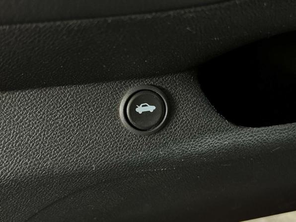 Chevrolet Camaro V с пробегом 2012 года, цена 2 050 000 рублей, 178058 км, купе, Автокод Объявления