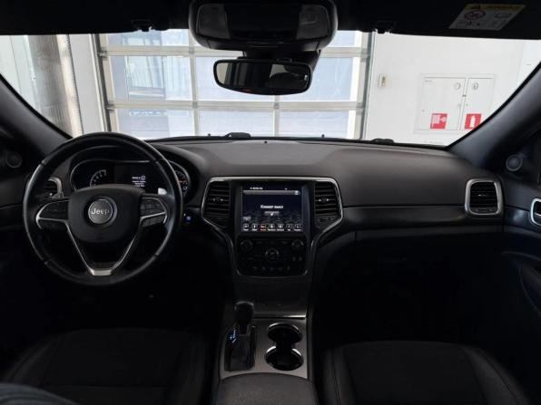 Jeep Grand Cherokee IV (WK2) Рестайлинг с пробегом 2018 года, цена 2 690 000 рублей, 200869 км, внедорожник, Автокод Объявления