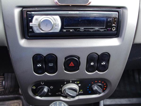 Renault Logan I Рестайлинг с пробегом 2010 года, цена 329 000 рублей, 227023 км, седан, Автокод Объявления