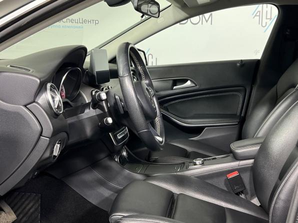 Mercedes-Benz CLA I (C117 X117) Рестайлинг с пробегом 2017 года, цена 1 999 000 рублей, 103406 км, седан, Автокод Объявления