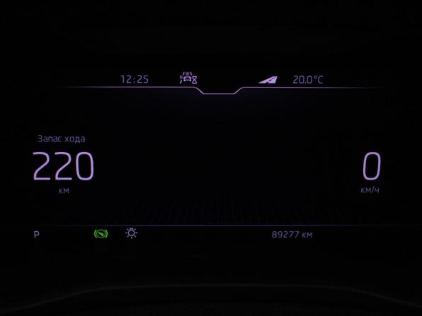 Skoda Karoq I с пробегом 2020 года, цена 2 592 000 рублей, 89201 км, внедорожник, Автокод Объявления