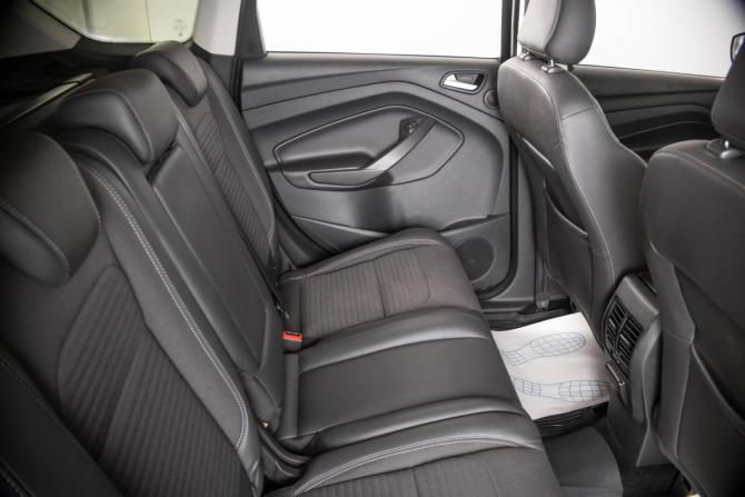 Ford Kuga II Рестайлинг с пробегом 2017 года, цена 1 739 000 рублей, 115963 км, внедорожник, Автокод Объявления