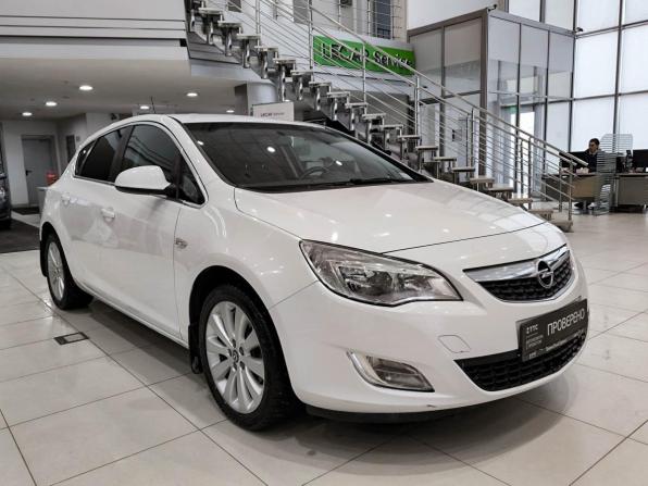 Opel Astra J с пробегом 2011 года, цена 640 000 рублей, 164651 км, хэтчбек, Автокод Объявления