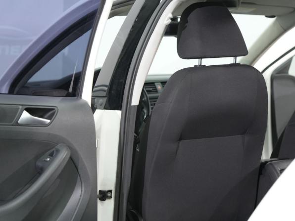 Volkswagen Jetta VI с пробегом 2013 года, цена 1 050 000 рублей, 175000 км, седан, Автокод Объявления