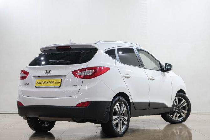 Hyundai ix35 I Рестайлинг с пробегом 2013 года, цена 1 709 000 рублей, 130000 км, внедорожник, Автокод Объявления