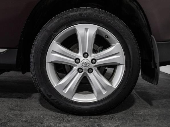 Toyota Highlander II (XU40) Рестайлинг с пробегом 2012 года, цена 2 180 000 рублей, 232420 км, внедорожник, Автокод Объявления