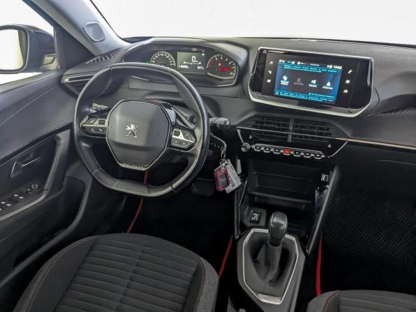 Peugeot 2008 II с пробегом 2021 года, цена 1 770 000 рублей, 118589 км, внедорожник, Автокод Объявления