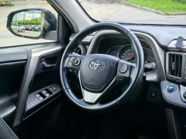 Toyota RAV4 IV (XA40) с пробегом 2013 года, цена 1 895 000 рублей, 241723 км, внедорожник, Автокод Объявления