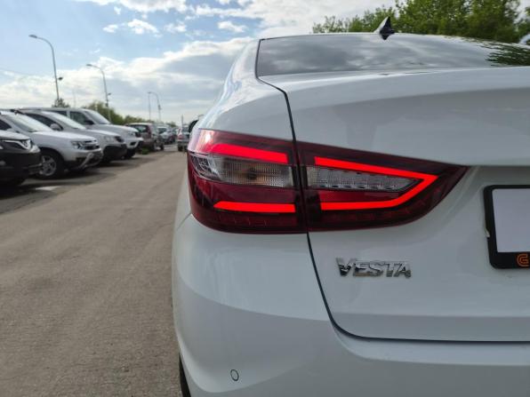 Lada (ВАЗ) Vesta I Рестайлинг (NG) с пробегом 2025 года, цена 1 800 000 рублей, 852 км, седан, Автокод Объявления