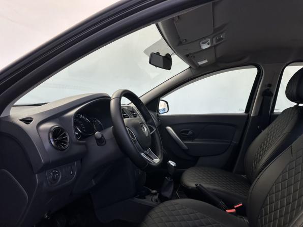Renault Logan II Рестайлинг с пробегом 2021 года, цена 1 200 000 рублей, 61721 км, седан, Автокод Объявления