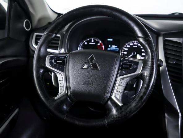 Mitsubishi Pajero Sport III с пробегом 2017 года, цена 3 058 000 рублей, 145000 км, внедорожник, Автокод Объявления
