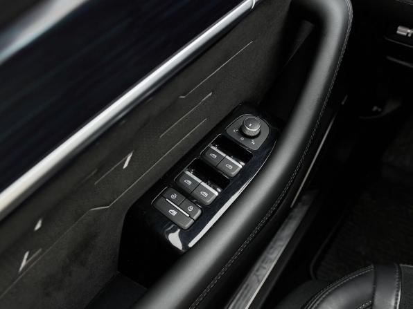 Geely Monjaro I с пробегом 2024 года, цена 3 348 000 рублей, 61328 км, внедорожник, Автокод Объявления