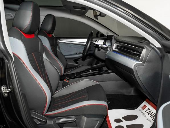 Volkswagen Lamando I Рестайлинг с пробегом 2022 года, цена 2 950 000 рублей, 39911 км, седан, Автокод Объявления