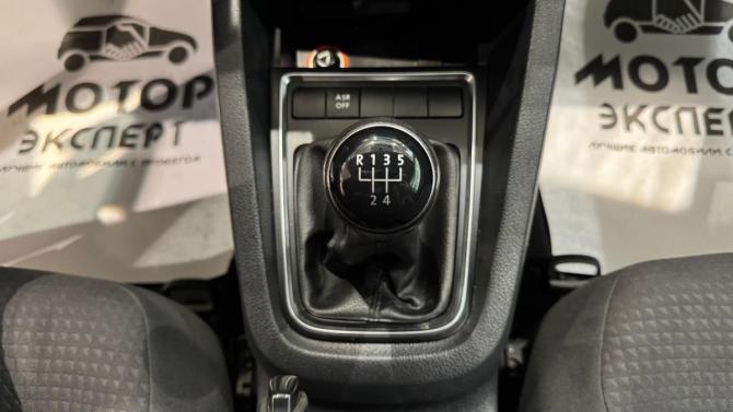 Volkswagen Jetta VI Рестайлинг с пробегом 2015 года, цена 990 000 рублей, 159951 км, седан, Автокод Объявления