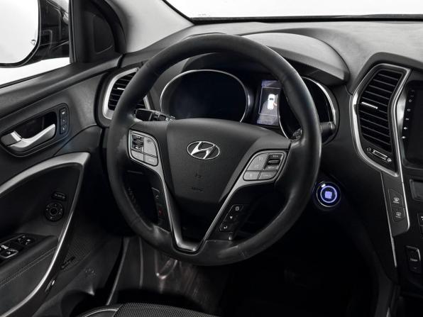 Hyundai Santa Fe III Рестайлинг с пробегом 2016 года, цена 1 650 000 рублей, 326637 км, внедорожник, Автокод Объявления