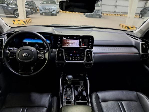 Kia Sorento IV с пробегом 2021 года, цена 3 697 900 рублей, 92060 км, внедорожник, Автокод Объявления