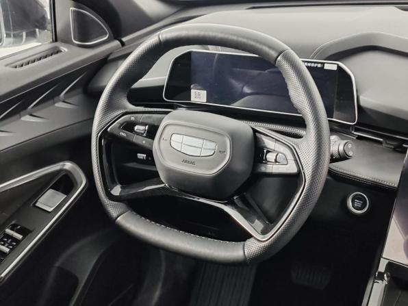 Geely Cityray с пробегом 2024 года, цена 2 340 000 рублей, 26138 км, внедорожник, Автокод Объявления