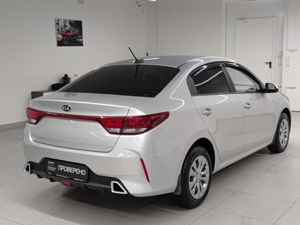Kia Rio IV Рестайлинг с пробегом 2021 года, цена 1 360 000 рублей, 102120 км, седан, Автокод Объявления
