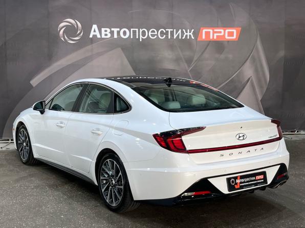 Hyundai Sonata VIII (DN8) с пробегом 2021 года, цена 2 775 000 рублей, 83200 км, седан, Автокод Объявления
