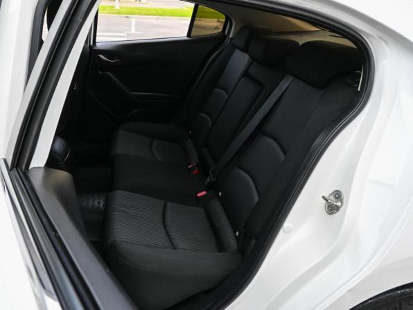 Mazda 3 III (BM) с пробегом 2014 года, цена 1 500 000 рублей, 60078 км, седан, Автокод Объявления