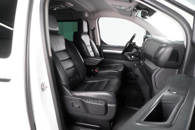 Peugeot Traveller I с пробегом 2019 года, цена 2 974 000 рублей, 224193 км, минивэн, Автокод Объявления