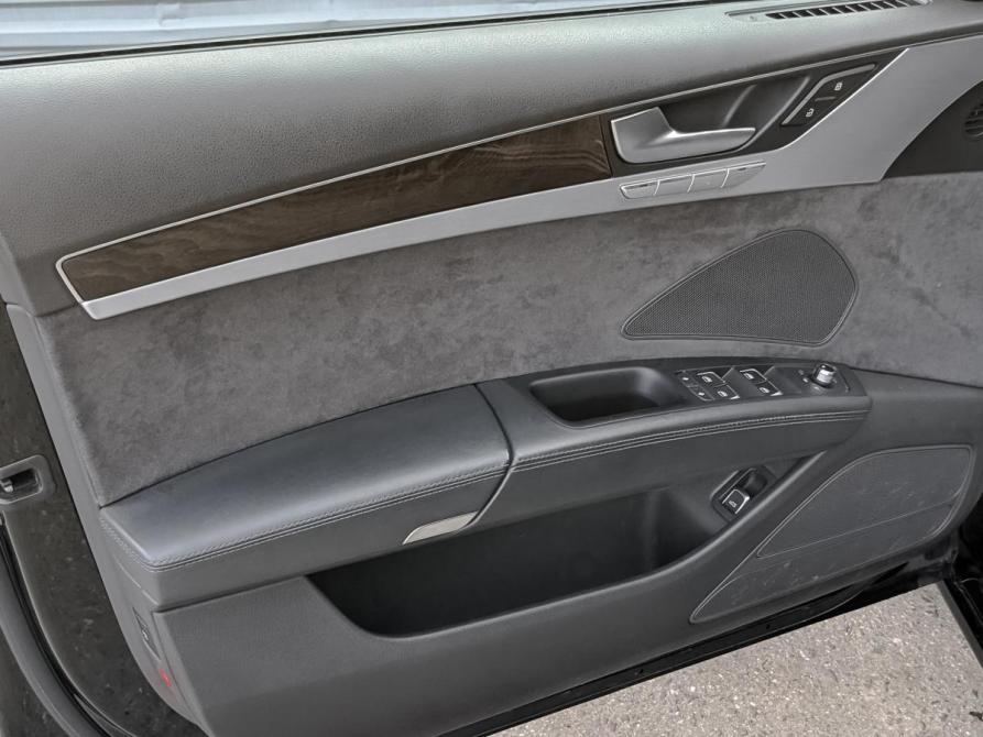 Audi A8 III (D4) Рестайлинг Москва  - изображение 19