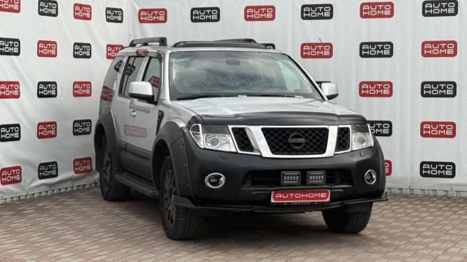 Nissan Pathfinder III Рестайлинг с пробегом 2011 года, цена 1 249 990 рублей, 258708 км, внедорожник, Автокод Объявления