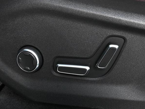 Geely Monjaro I с пробегом 2023 года, цена 2 919 000 рублей, 61129 км, внедорожник, Автокод Объявления