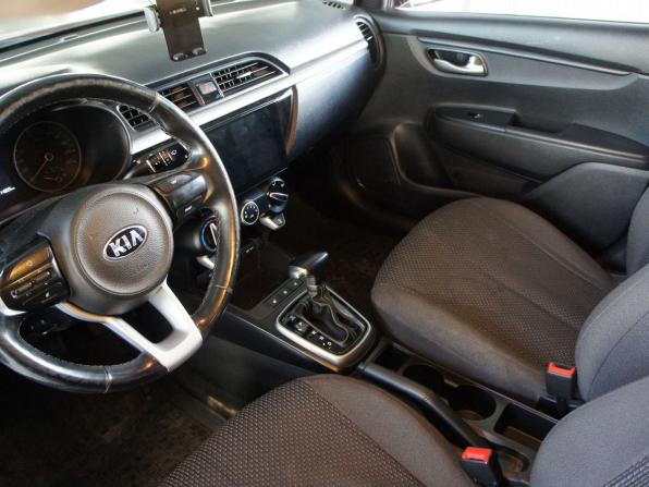 Kia Rio IV с пробегом 2018 года, цена 1 279 000 рублей, 114000 км, седан, Автокод Объявления