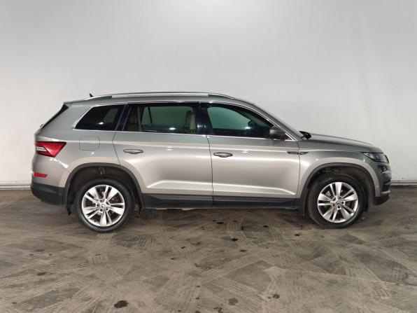 Skoda Kodiaq I с пробегом 2019 года, цена 2 939 000 рублей, 115000 км, внедорожник, Автокод Объявления