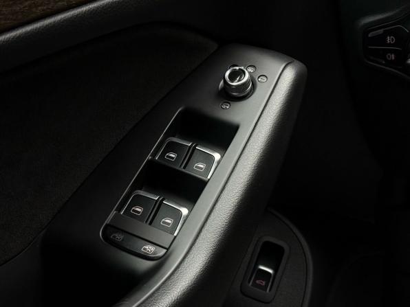 Audi Q5 I (8R) Рестайлинг с пробегом 2013 года, цена 2 279 000 рублей, 114411 км, внедорожник, Автокод Объявления