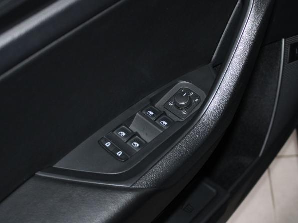 Skoda Kodiaq I с пробегом 2018 года, цена 2 959 900 рублей, 119140 км, внедорожник, Автокод Объявления