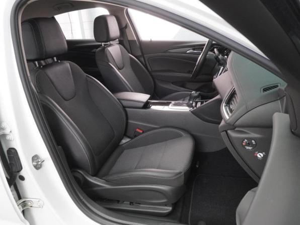 Opel Insignia II Рестайлинг с пробегом 2020 года, цена 2 099 000 рублей, 116240 км, лифтбек, Автокод Объявления