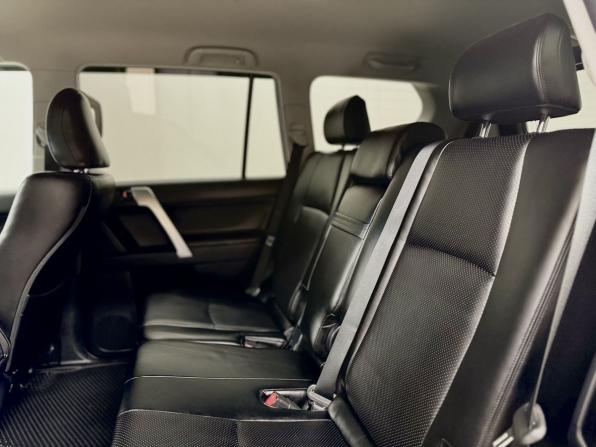 Toyota Land Cruiser Prado 150 Series Рестайлинг 3 с пробегом 2022 года, цена 6 100 000 рублей, 101064 км, внедорожник, Автокод Объявления