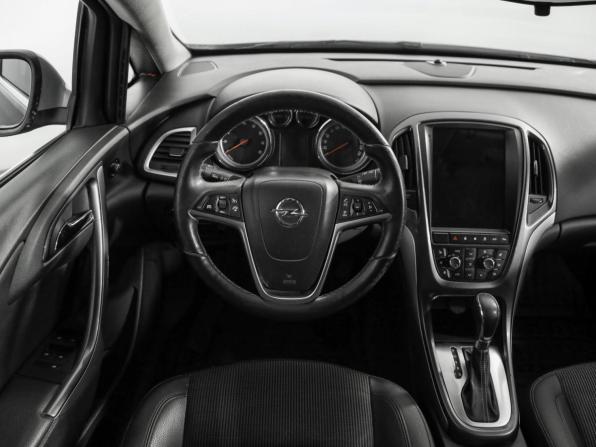 Opel Astra J Рестайлинг с пробегом 2012 года, цена 719 000 рублей, 280407 км, хэтчбек, Автокод Объявления
