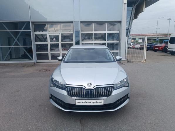 Skoda Superb III Рестайлинг с пробегом 2020 года, цена 2 500 000 рублей, 63800 км, лифтбек, Автокод Объявления