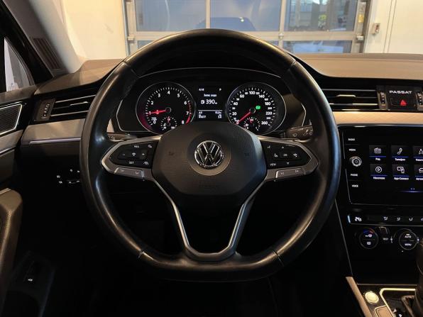 Volkswagen Passat B8 Рестайлинг с пробегом 2020 года, цена 2 425 000 рублей, 85672 км, седан, Автокод Объявления