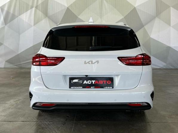 Kia Ceed III Рестайлинг с пробегом 2024 года, цена 2 850 000 рублей, 1612 км, универсал, Автокод Объявления