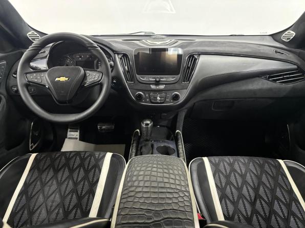 Chevrolet Malibu IX Рестайлинг с пробегом 2018 года, цена 1 999 000 рублей, 59483 км, седан, Автокод Объявления