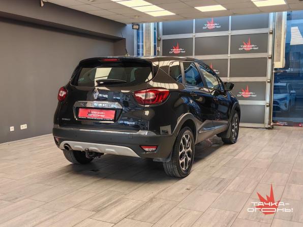 Renault Kaptur I с пробегом 2017 года, цена 1 518 000 рублей, 123000 км, внедорожник, Автокод Объявления