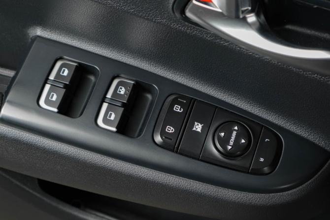 Kia Rio IV с пробегом 2019 года, цена 1 679 000 рублей, 134709 км, седан, Автокод Объявления