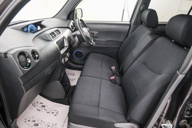 Toyota bB II Рестайлинг с пробегом 2012 года, цена 849 000 рублей, 80471 км, компактвэн, Автокод Объявления