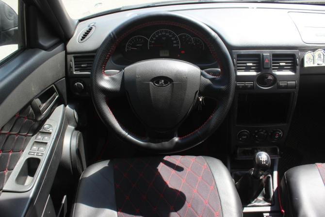 Lada (ВАЗ) Priora I с пробегом 2011 года, цена 290 000 рублей, 177213 км, хэтчбек, Автокод Объявления