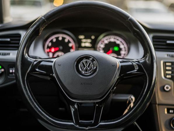 Volkswagen Golf VII с пробегом 2016 года, цена 1 288 000 рублей, 178508 км, хэтчбек, Автокод Объявления
