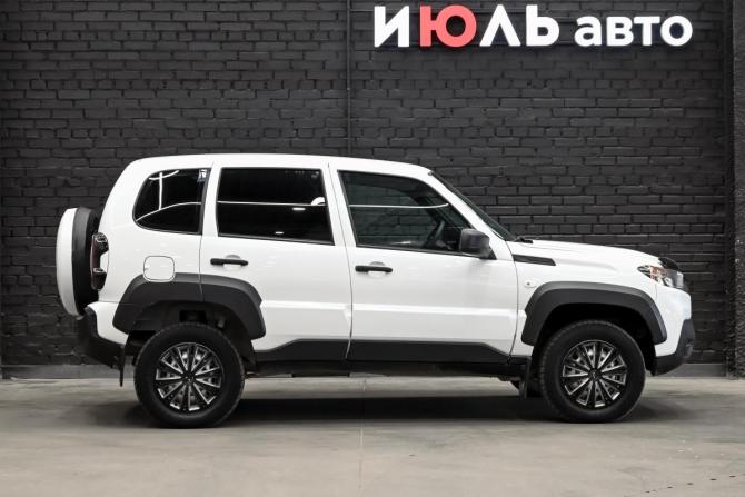 Lada (ВАЗ) Niva Travel I с пробегом 2021 года, цена 1 050 000 рублей, 42725 км, внедорожник, Автокод Объявления