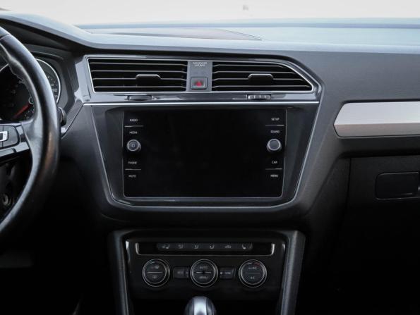 Volkswagen Tiguan II с пробегом 2019 года, цена 2 624 999 рублей, 86088 км, внедорожник, Автокод Объявления