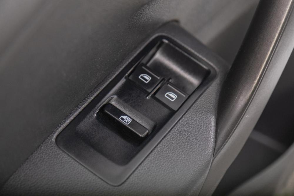 Volkswagen Polo V Рестайлинг Томск  - изображение 8