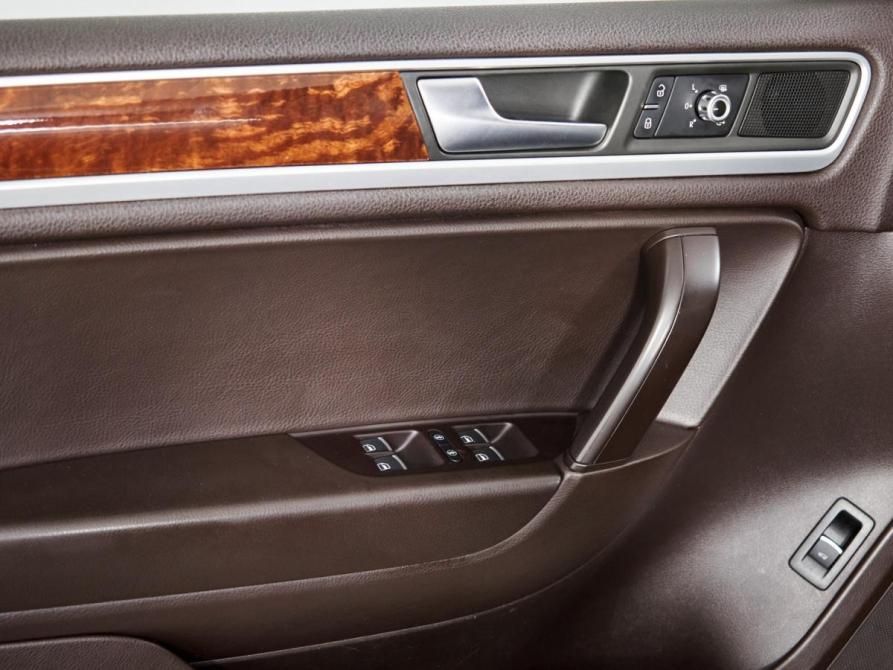 Volkswagen Touareg II Москва  - изображение 16