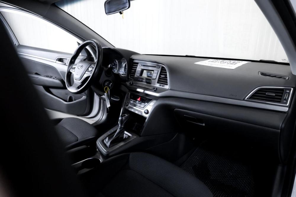 Hyundai Elantra VI (AD) Тюмень  - изображение 17